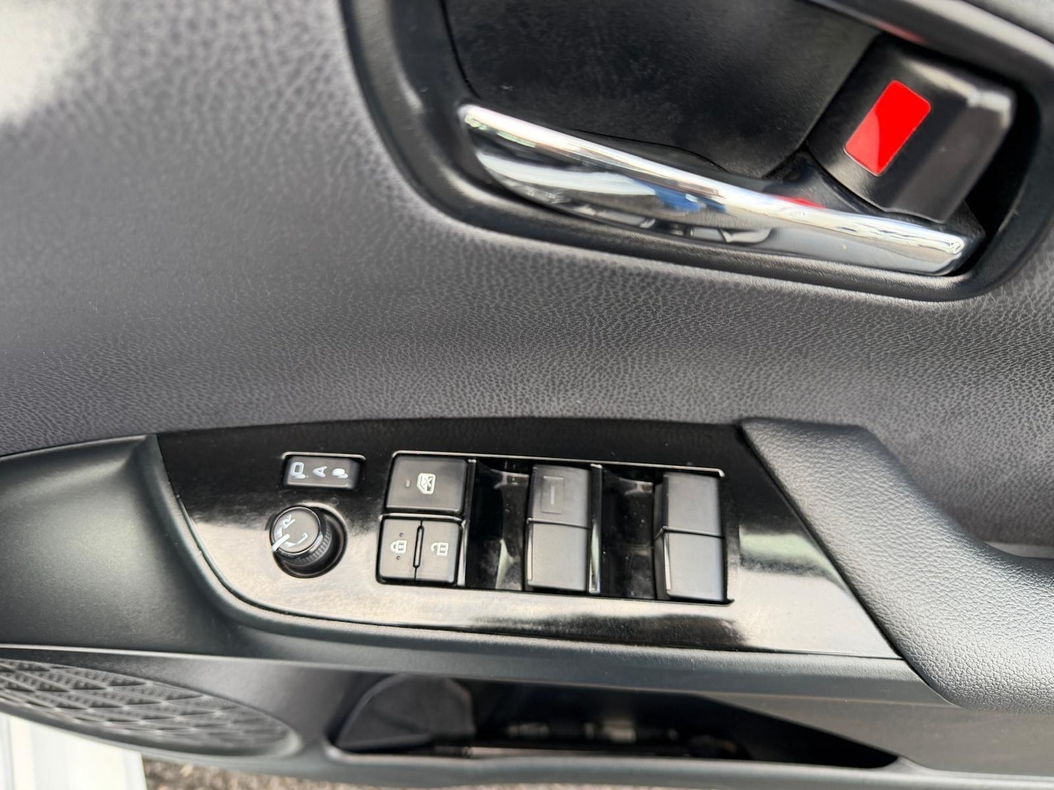 Used Toyota Prius 2025 for sale - 77082148: Photo 21