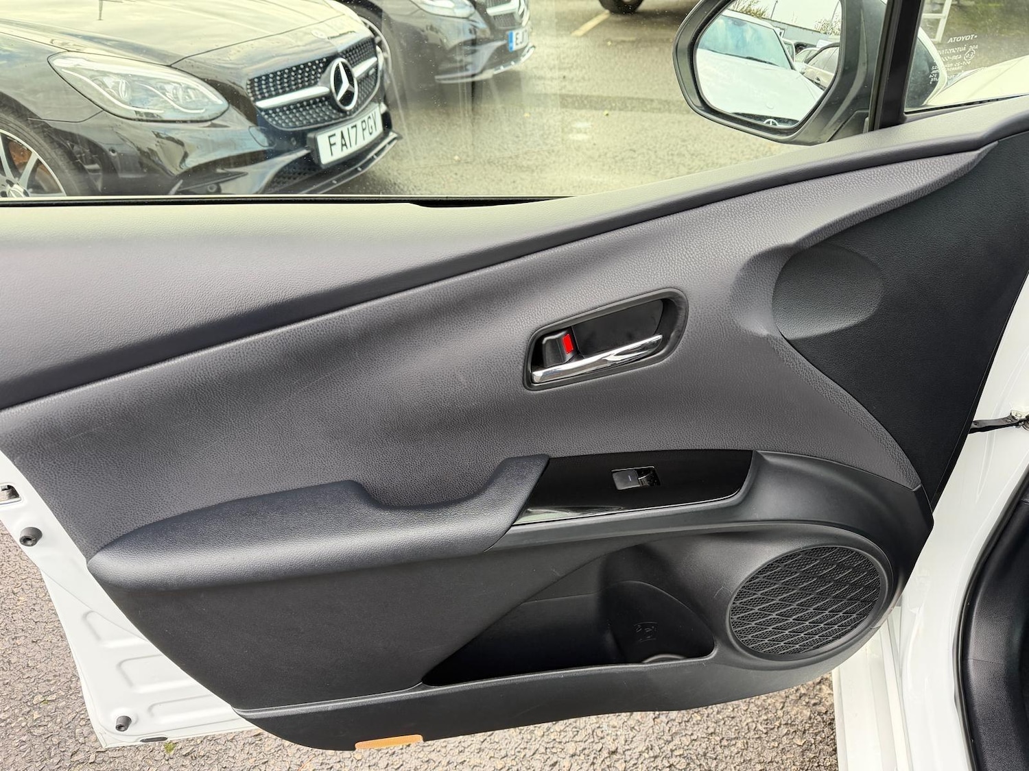 Used Toyota Prius 2025 for sale - 77082148: Photo 23