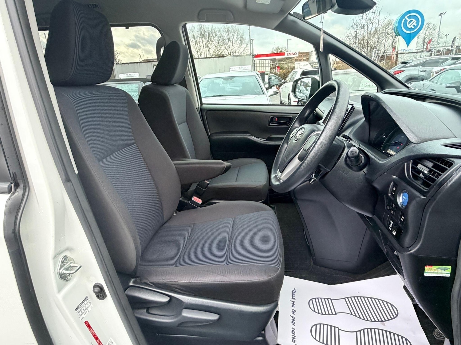 Used Toyota Noah 2025 for sale - 76898742: Photo 10