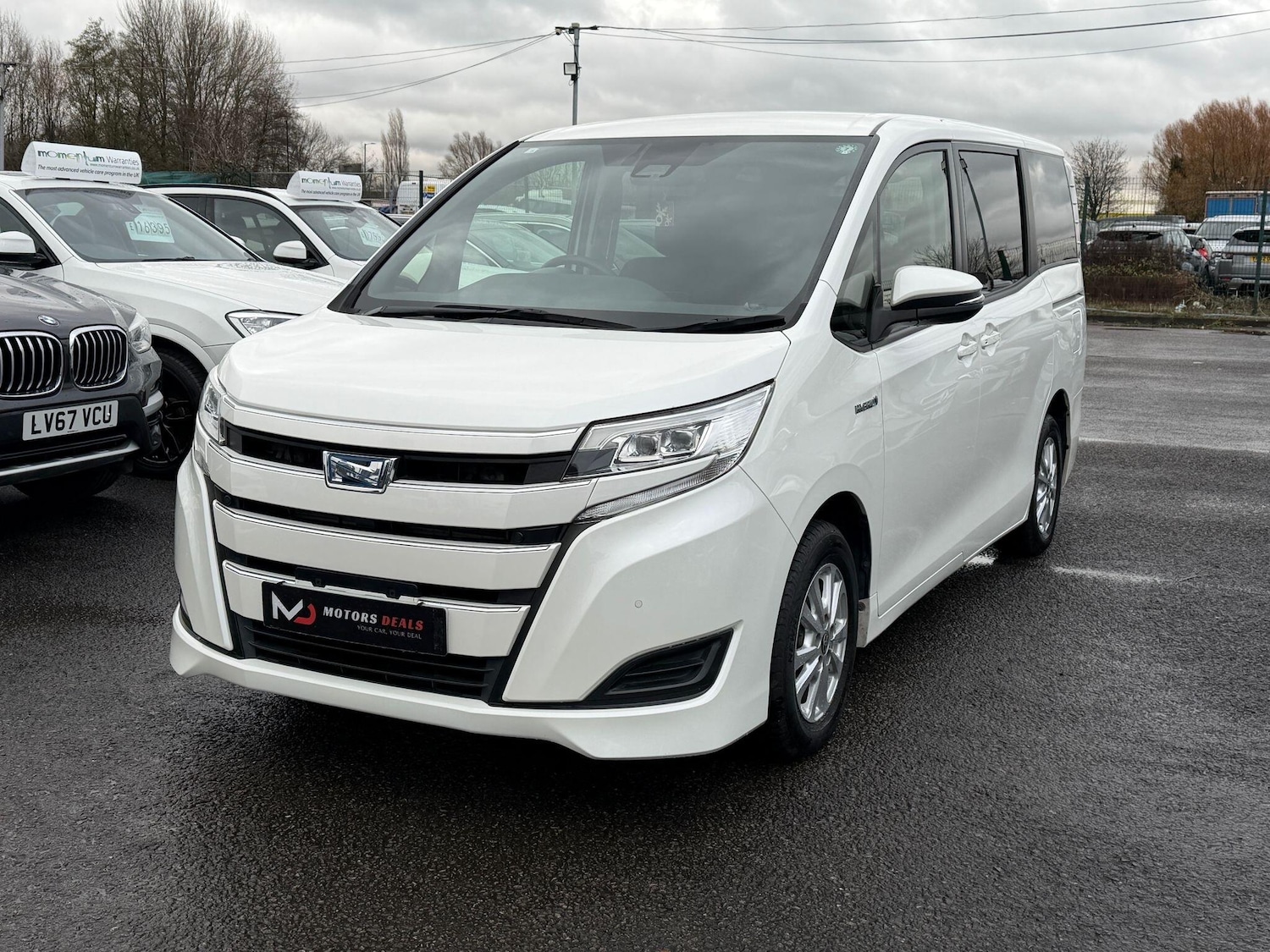 Used Toyota Noah 2025 for sale - 76898742: Photo 4