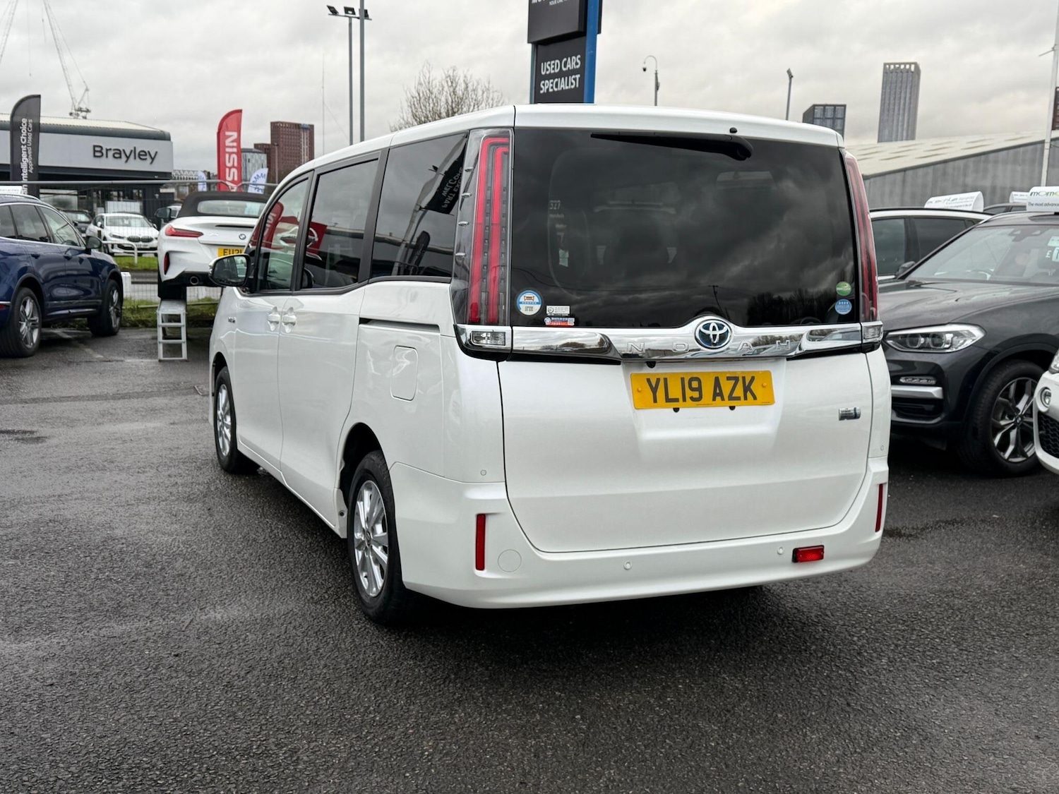 Used Toyota Noah 2025 for sale - 76898742: Photo 5