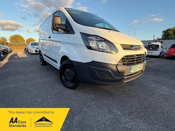 Used Ford Transit Custom 2017 for sale - 76032440: Photo