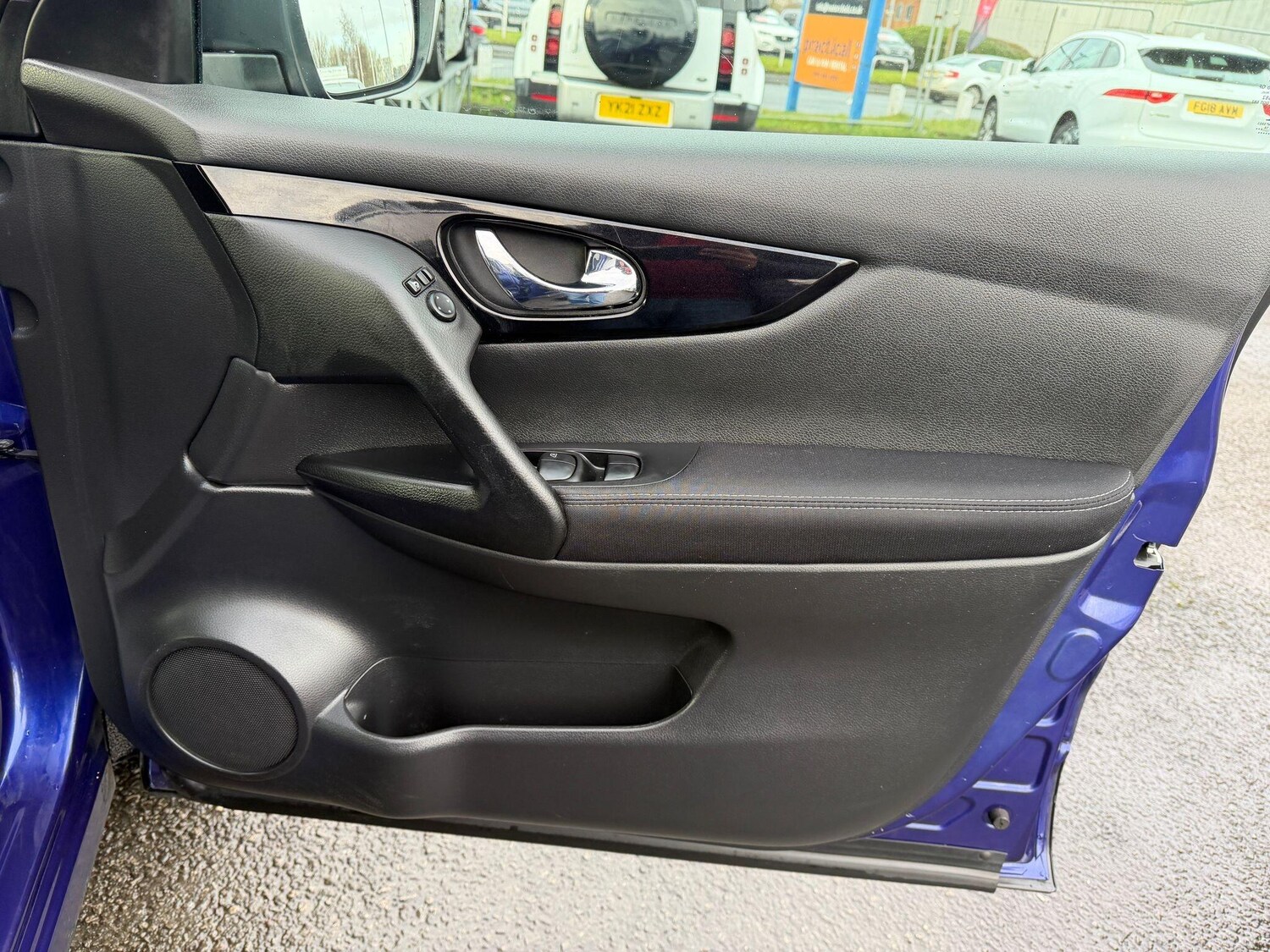 Used Nissan Qashqai 2015 for sale - 77372661: Photo 28