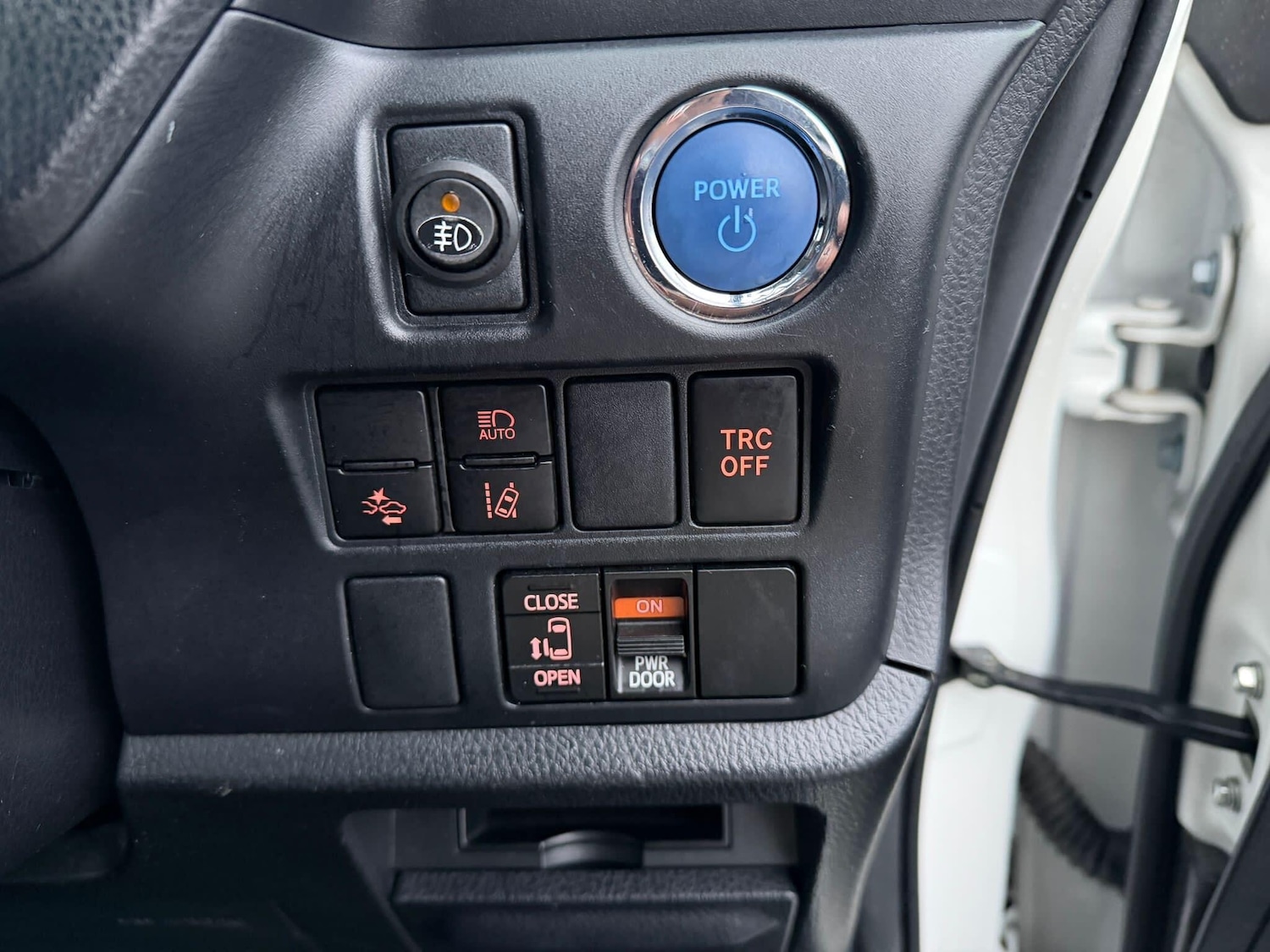 Used Toyota Noah 2025 for sale - 76865297: Photo 16