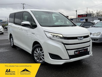 Used Toyota Noah 2019 for sale - 76865297: Photo