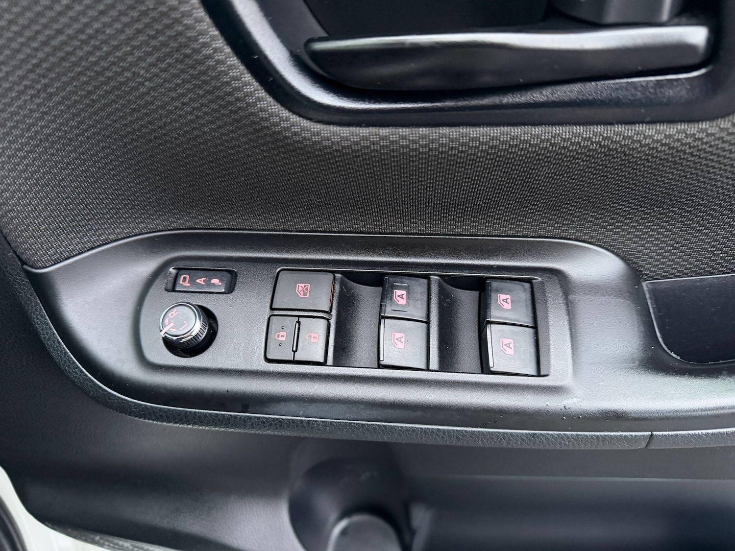 Used Toyota Noah 2025 for sale - 76865297: Photo 22