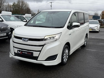 Used Toyota Noah 2019 for sale - 76865297: Photo