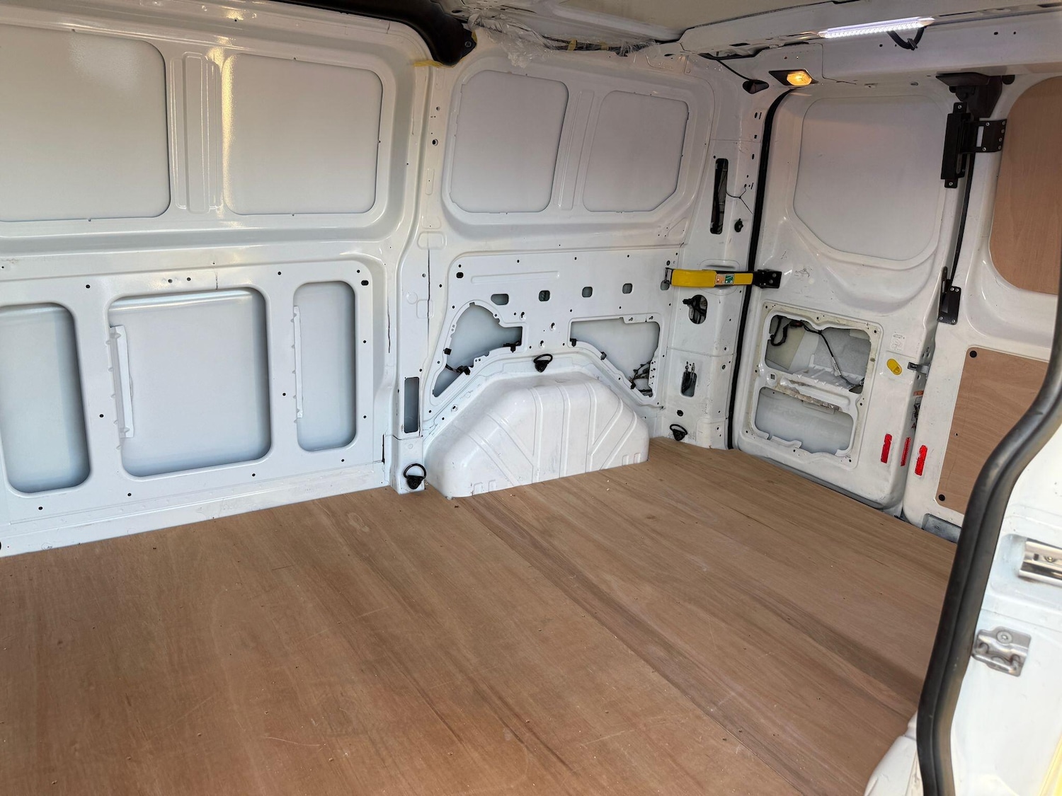 Used Ford Transit Custom 2017 for sale - 76666875: Photo 28