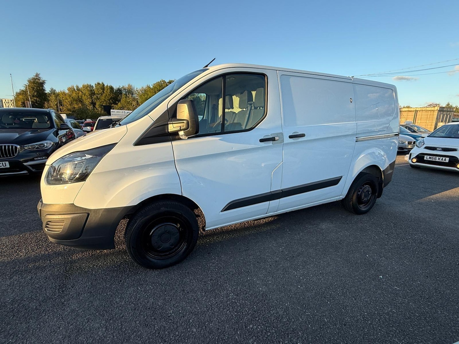 Used Ford Transit Custom 2017 for sale - 76666875: Photo 9