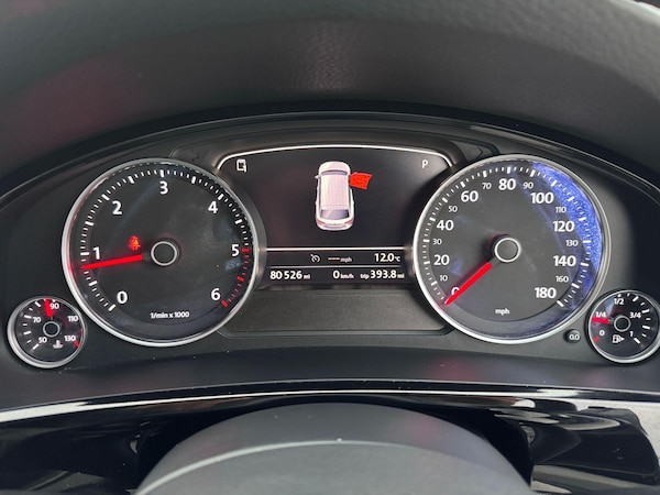 Used Volkswagen Touareg 2015 for sale - 76259176: Photo 25