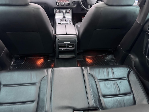 Used Volkswagen Touareg 2015 for sale - 76259176: Photo 29
