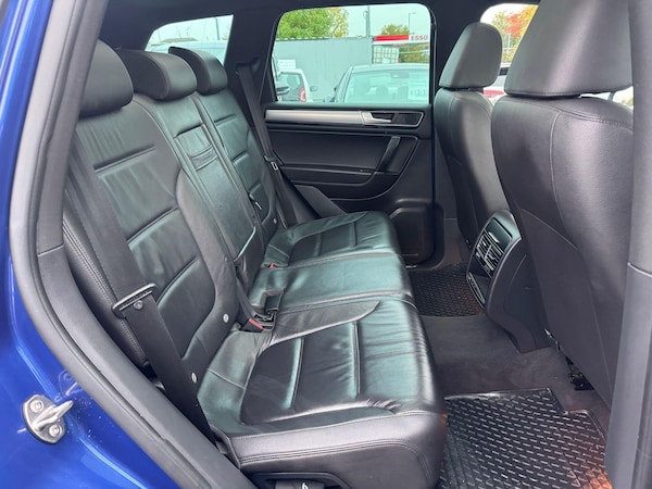 Used Volkswagen Touareg 2015 for sale - 76259176: Photo 35