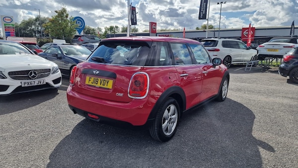 Used MINI Hatch 2018 for sale - 74713048: Photo 9