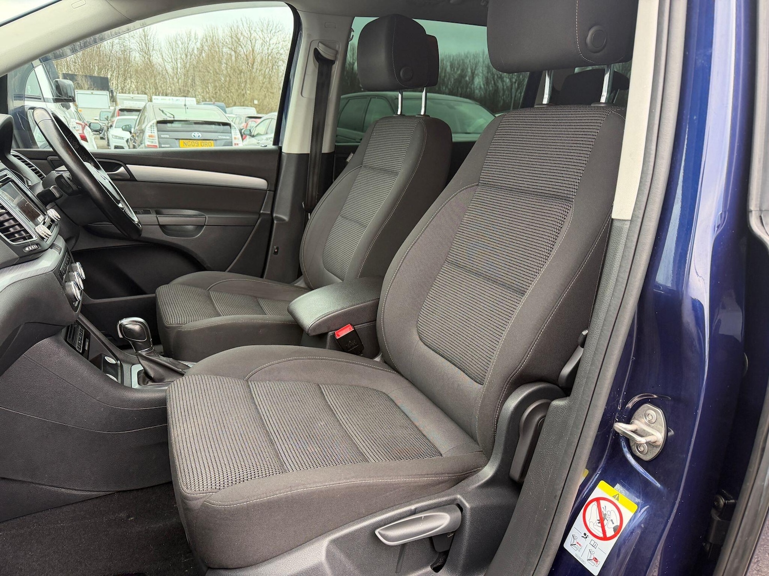 Used Volkswagen Sharan 2017 for sale - 77376841: Photo 25