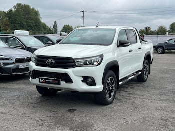 Used Toyota Hilux 2016 for sale - 79688207: Photo