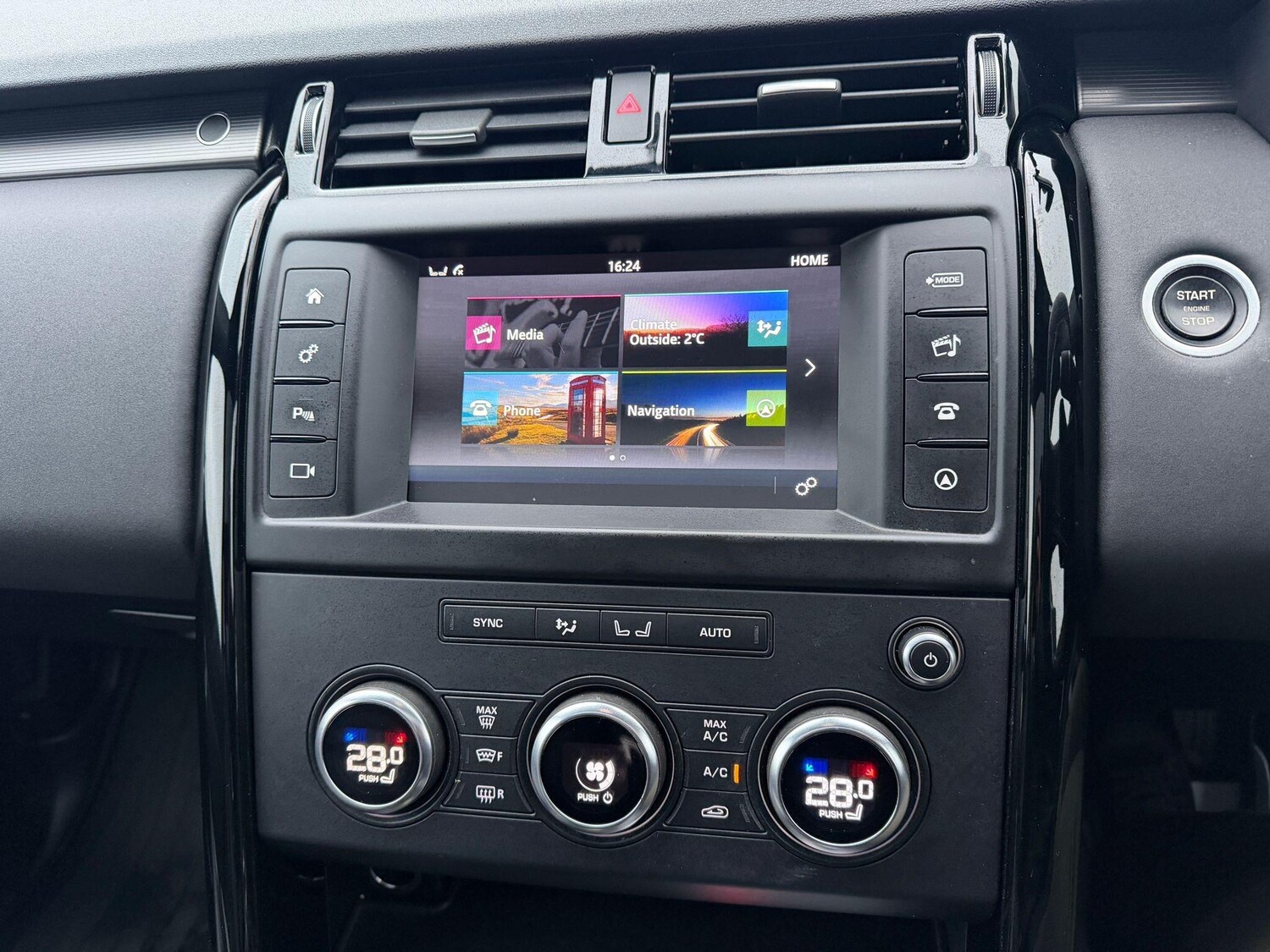 Used Land Rover Discovery 2017 for sale - 77455333: Photo 24