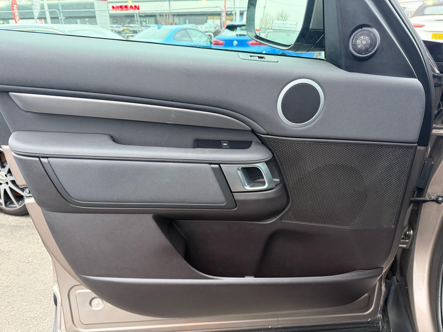 Used Land Rover Discovery 2017 for sale - 77455333: Photo 35