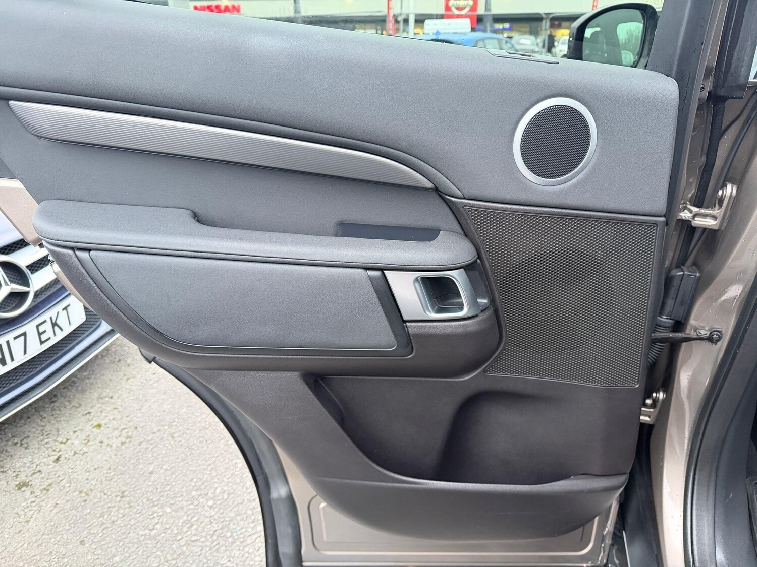 Used Land Rover Discovery 2017 for sale - 77455333: Photo 40