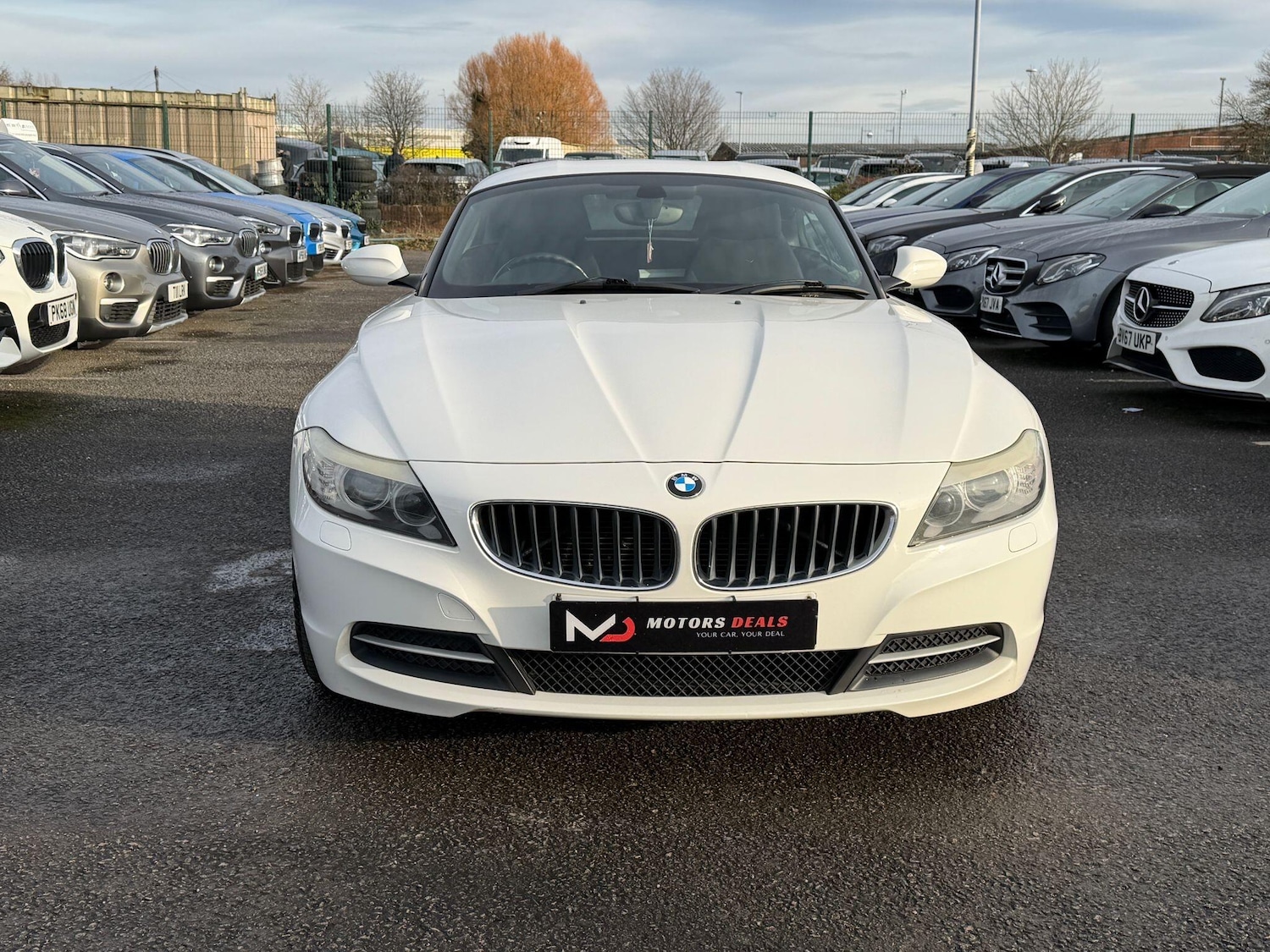 Used BMW Z4 2009 for sale - 77215976: Photo 2