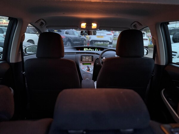 Used Toyota Prius 2014 for sale - 76151520: Photo 22