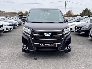 Used Toyota Voxy 2019 for sale - 76109604: Photo