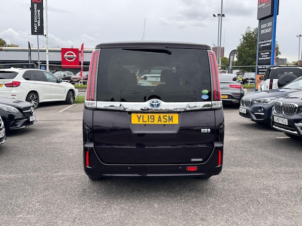 Used Toyota Voxy 2019 for sale - 76109604: Photo 7