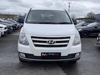 Used Hyundai i800 2018 for sale - 76498969: Photo