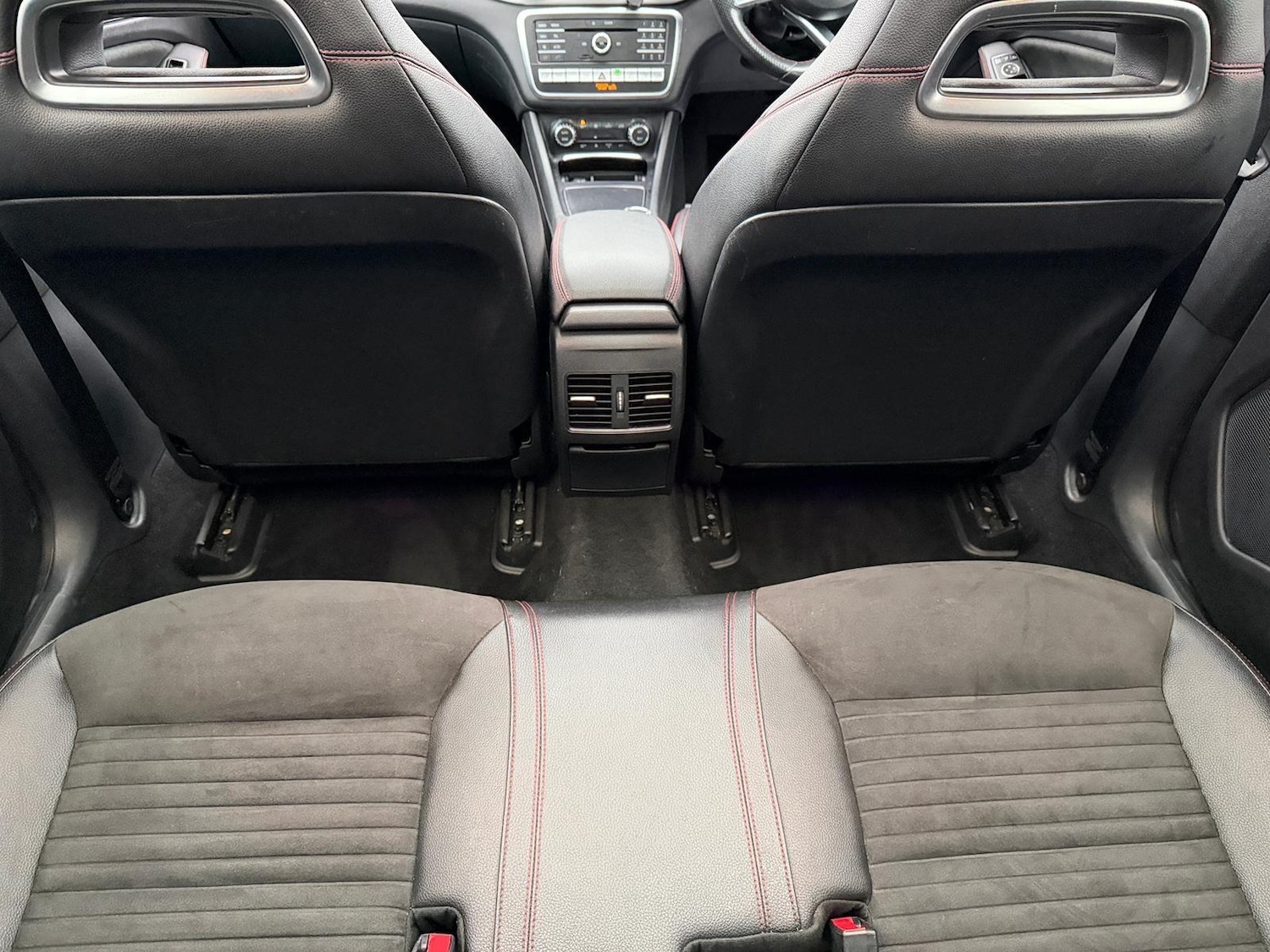 Used Mercedes-Benz GLA 2017 for sale - 76855700: Photo 30