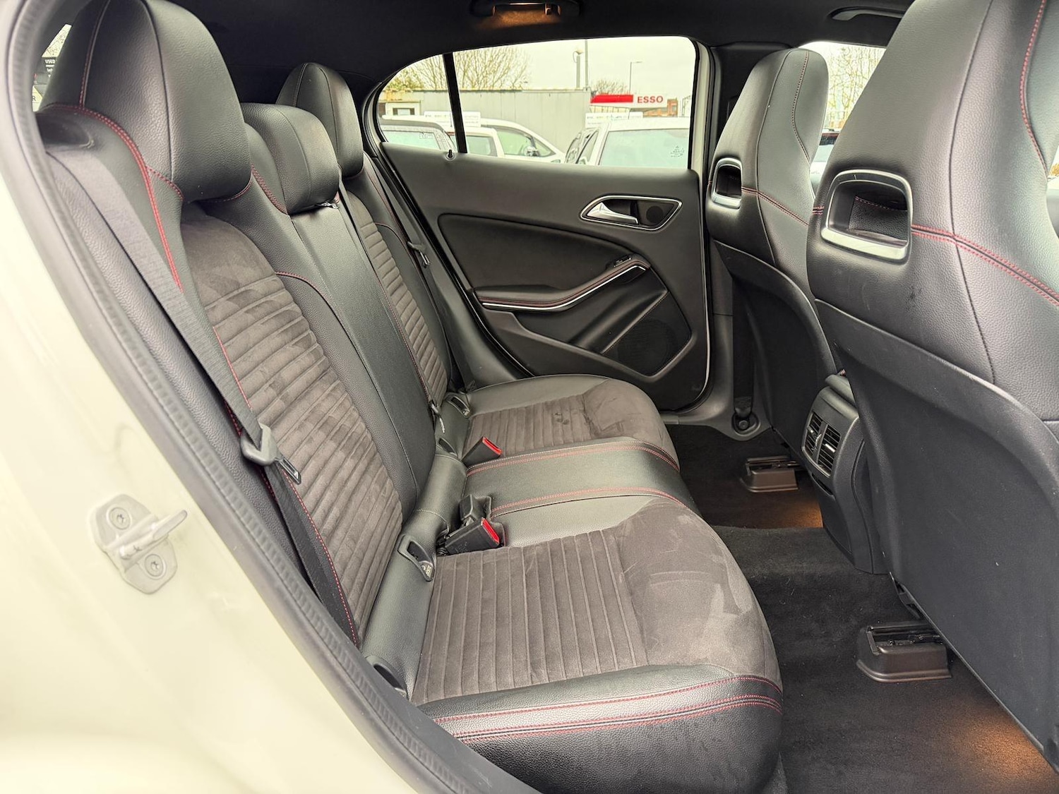 Used Mercedes-Benz GLA 2017 for sale - 76855700: Photo 34