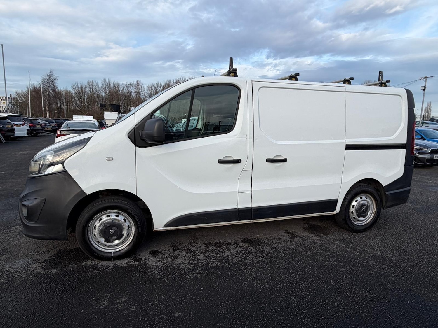 Used Vauxhall Vivaro for sale - 77214920: Photo 9