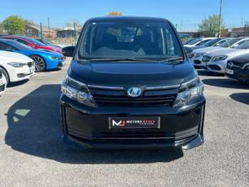 Used Toyota Voxy 2016 for sale - 74293630: Photo