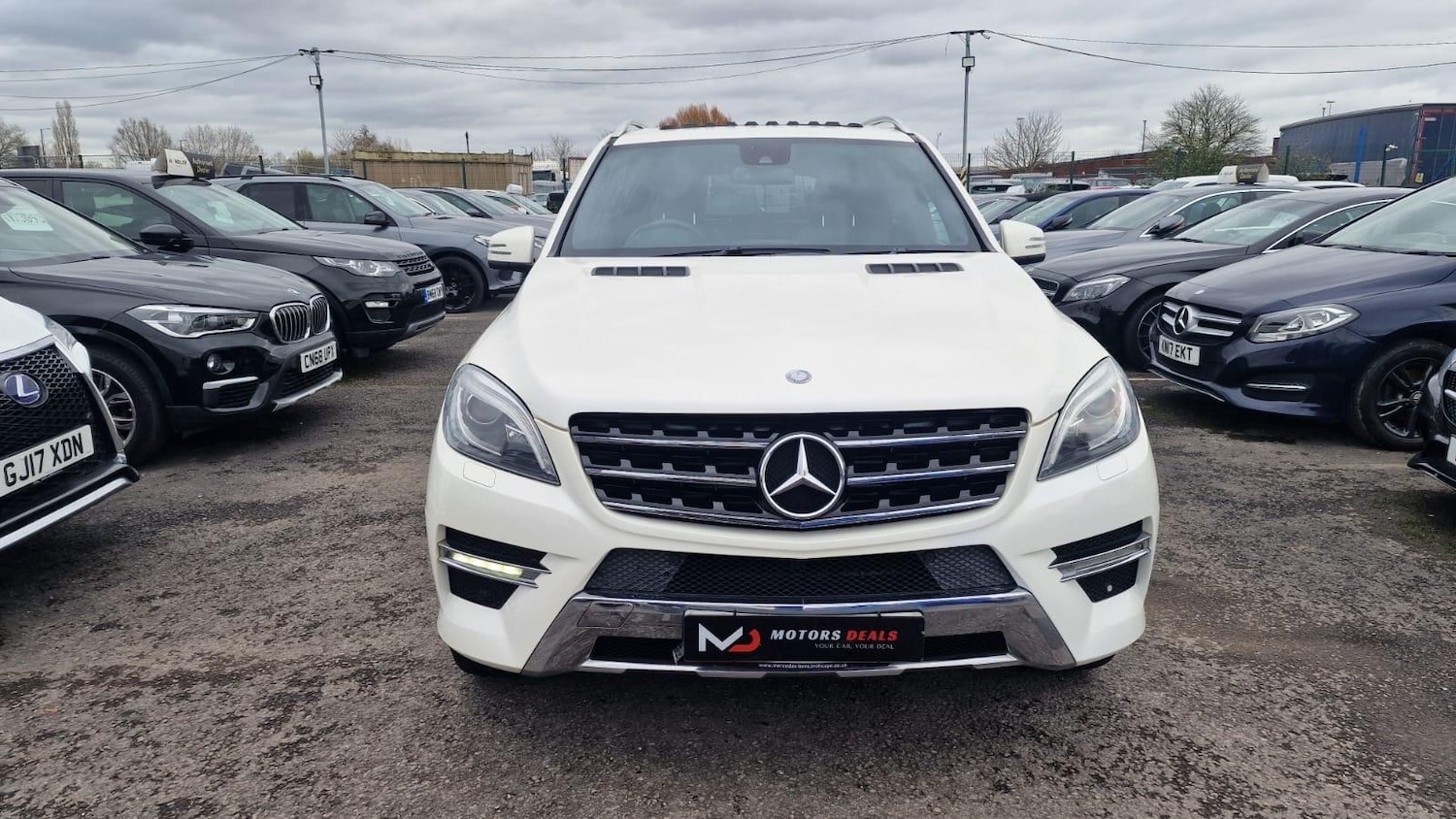 Used Mercedes-Benz M Class 2012 for sale - 77898240: Photo 2