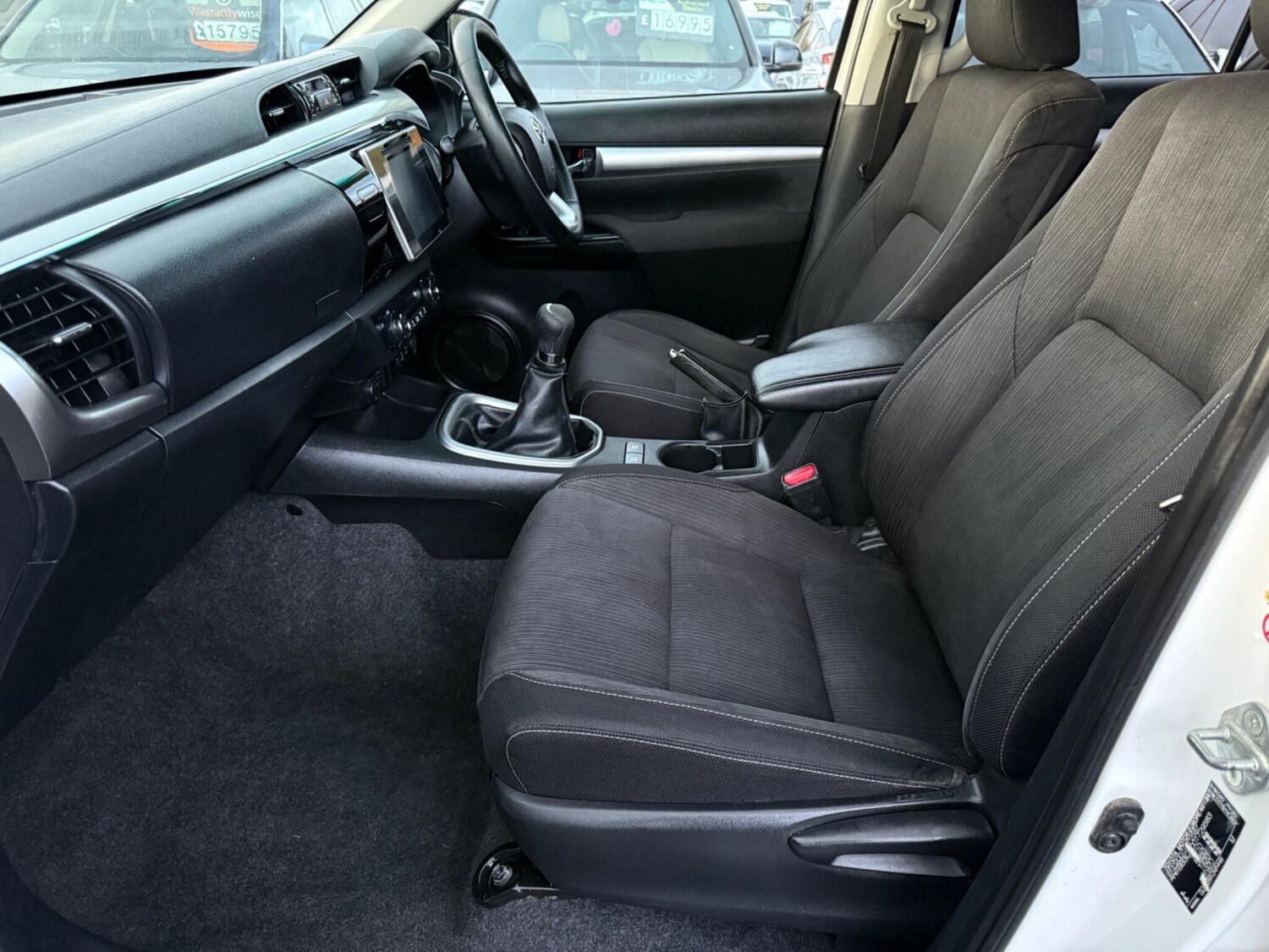 Used Toyota Hilux 2016 for sale - 76990376: Photo 26