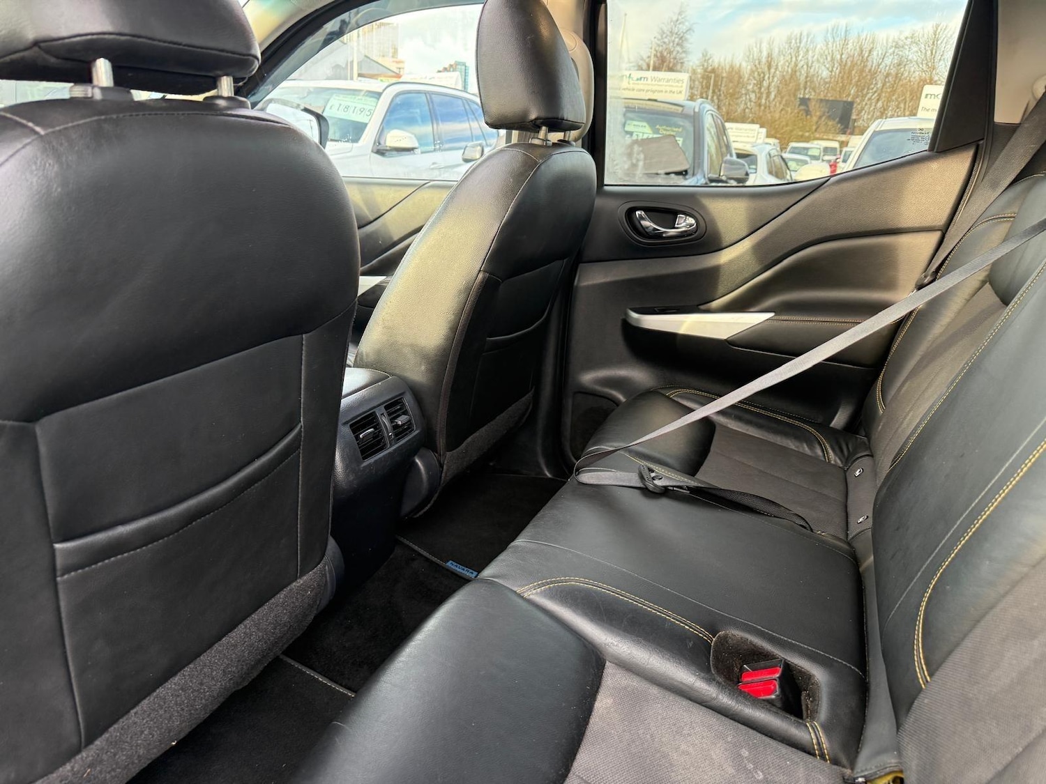 Used Nissan Navara 2018 for sale - 77020861: Photo 27