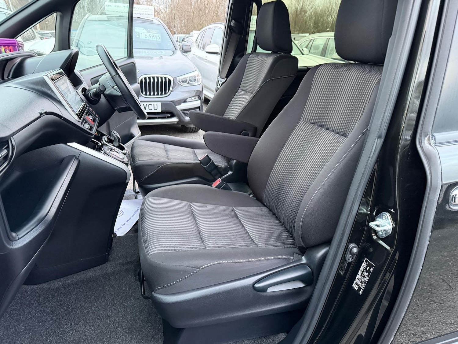 Used Toyota Noah 2025 for sale - 77082043: Photo 20