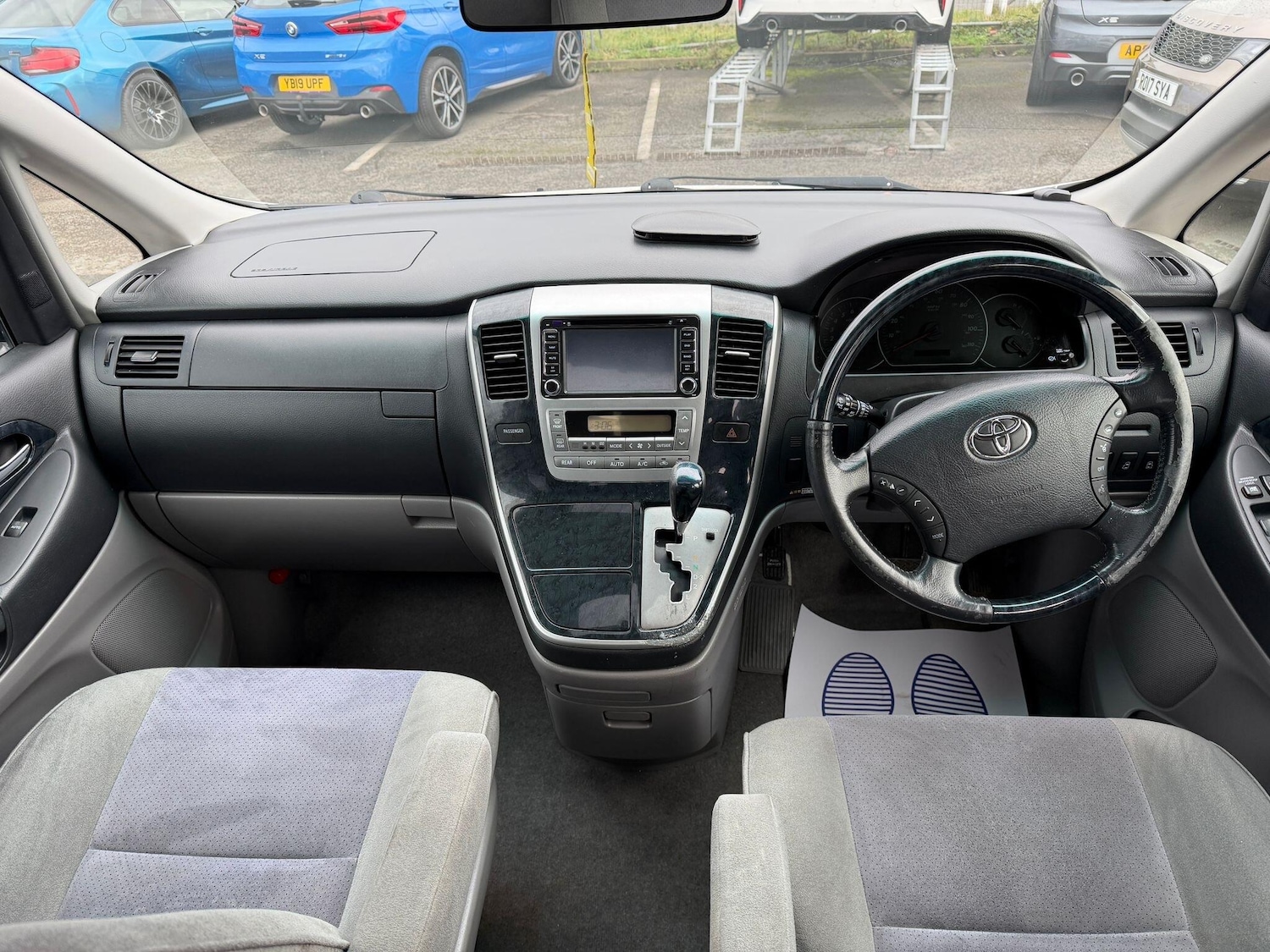 Used Toyota Alphard 2020 for sale - 77523560: Photo 11