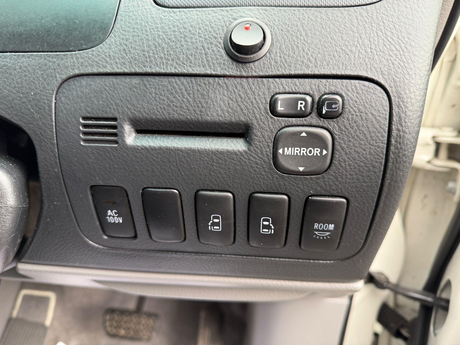 Used Toyota Alphard 2020 for sale - 77523560: Photo 12