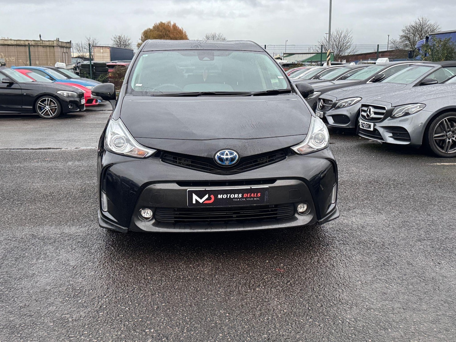 Used Toyota Prius 2025 for sale - 76561632: Photo 2