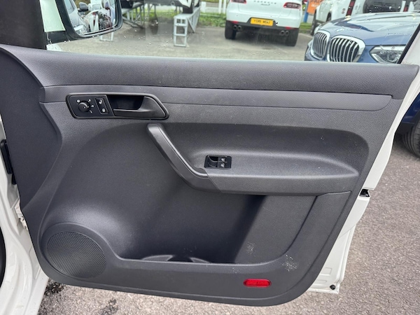 Used Volkswagen Caddy 2015 for sale - 76259893: Photo 24