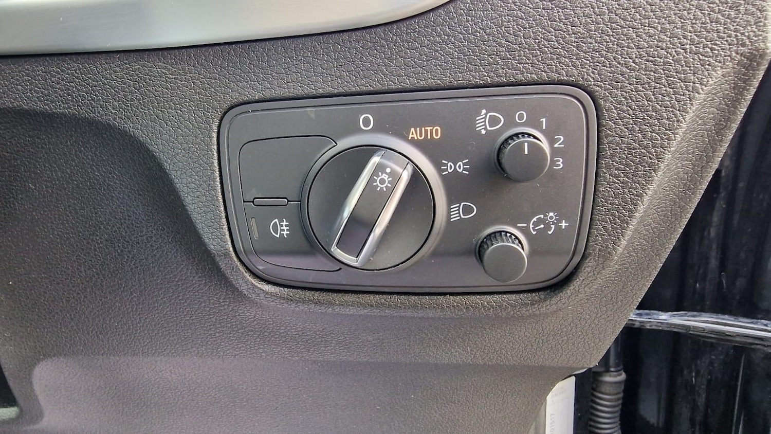 Used Audi Q2 2018 for sale - 75991228: Photo 15