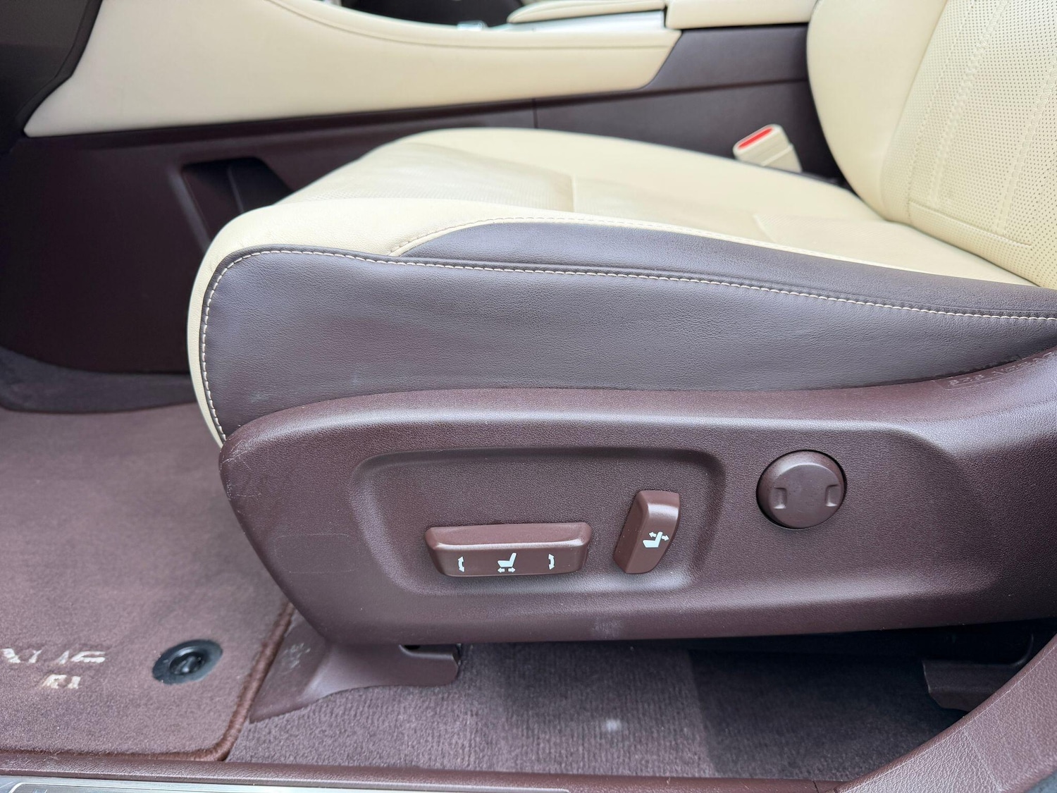 Used Lexus RX 2017 for sale - 78072350: Photo 28