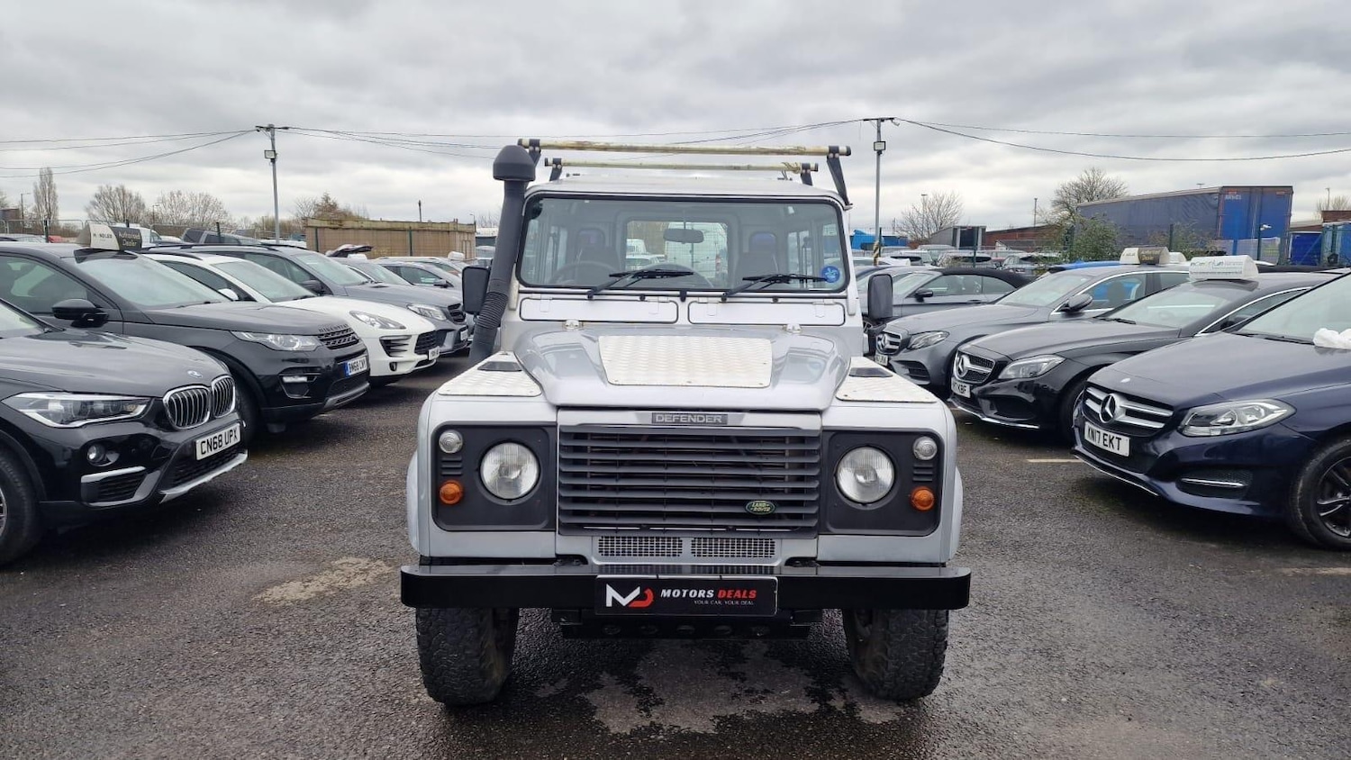 Used Land Rover Defender 2002 for sale - 77784311: Photo 2