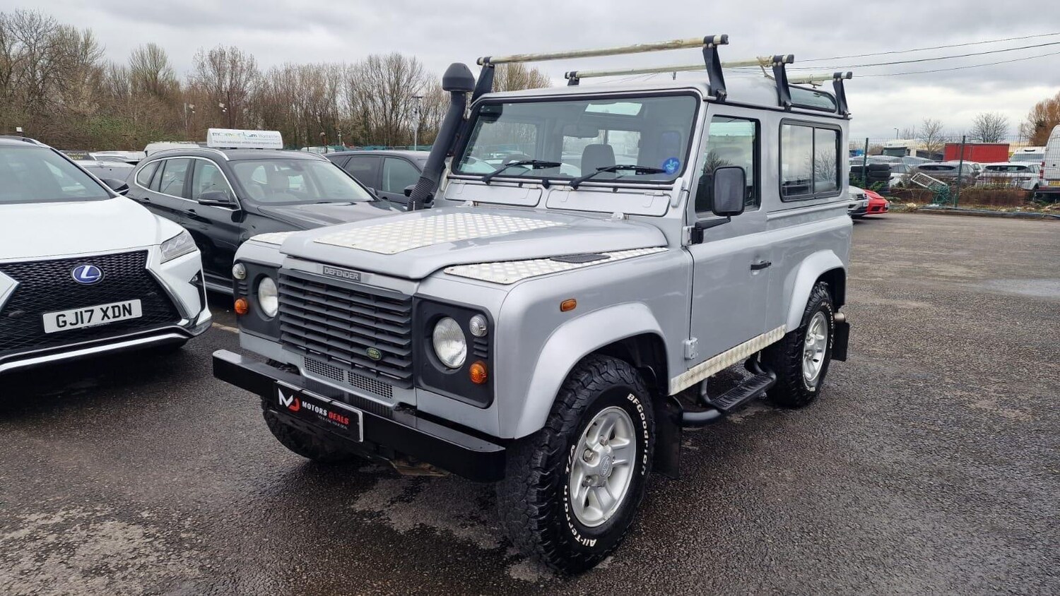 Used Land Rover Defender 2002 for sale - 77784311: Photo 4