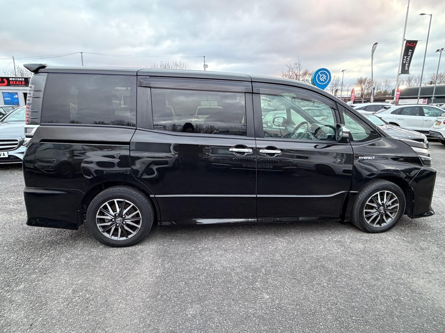 Used Toyota Noah 2019 for sale - 77400751: Photo 6