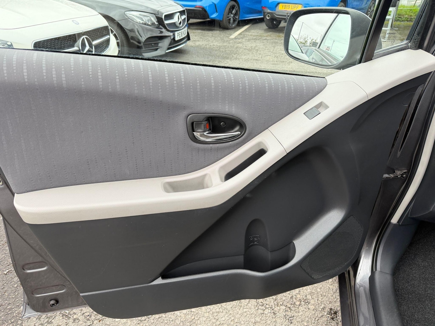 Used Toyota Yaris 2009 for sale - 78072094: Photo 27