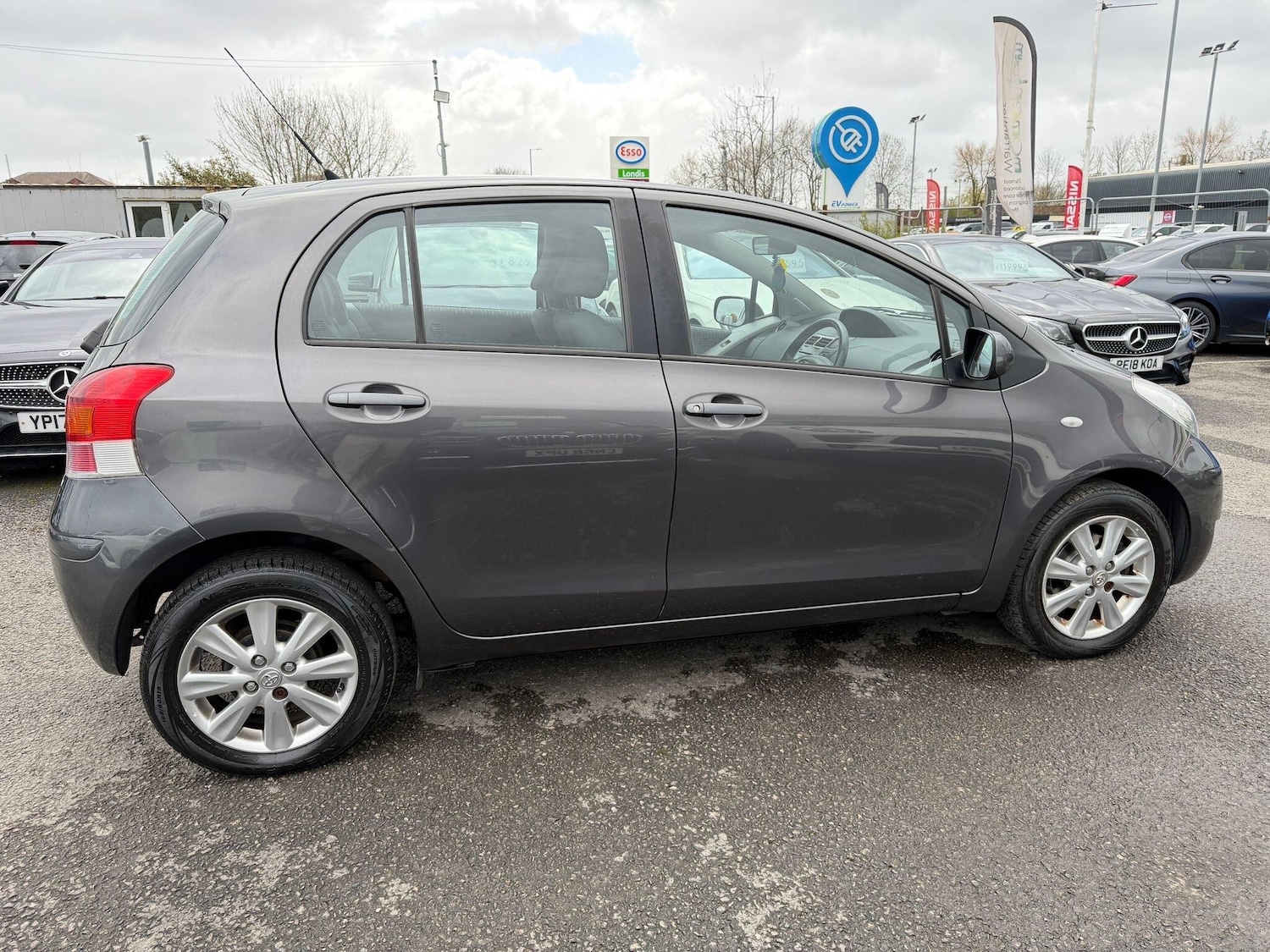Used Toyota Yaris 2009 for sale - 78072094: Photo 6