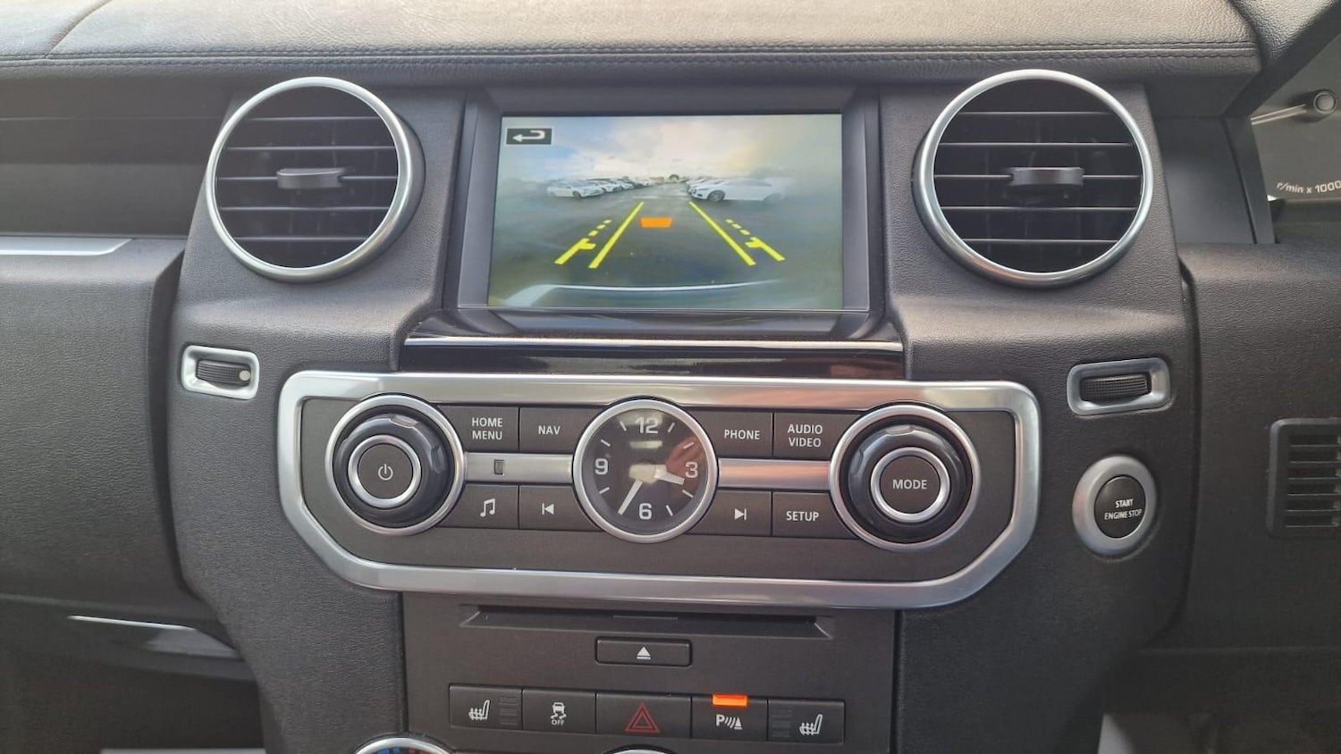 Used Land Rover Discovery 2015 for sale - 76759340: Photo 23