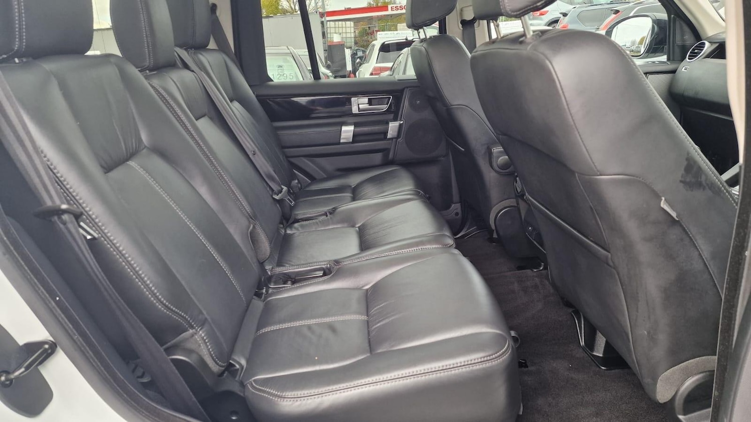 Used Land Rover Discovery 2015 for sale - 76759340: Photo 32