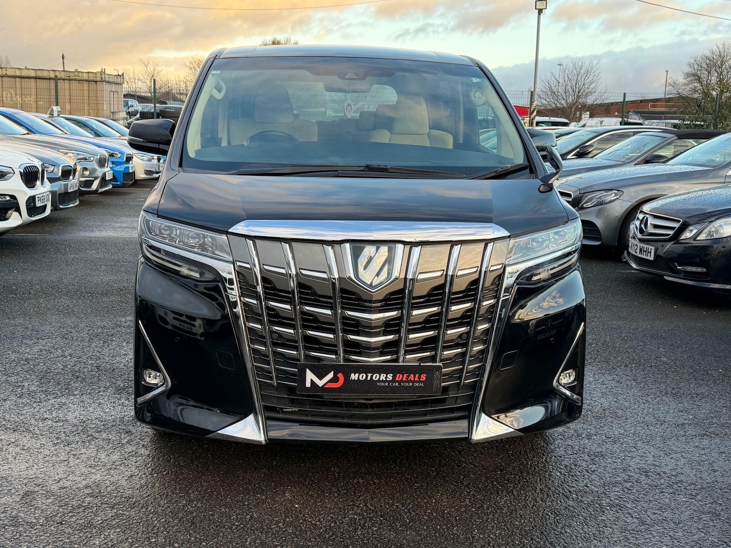 Used Toyota Alphard 2025 for sale - 76701900: Photo 2