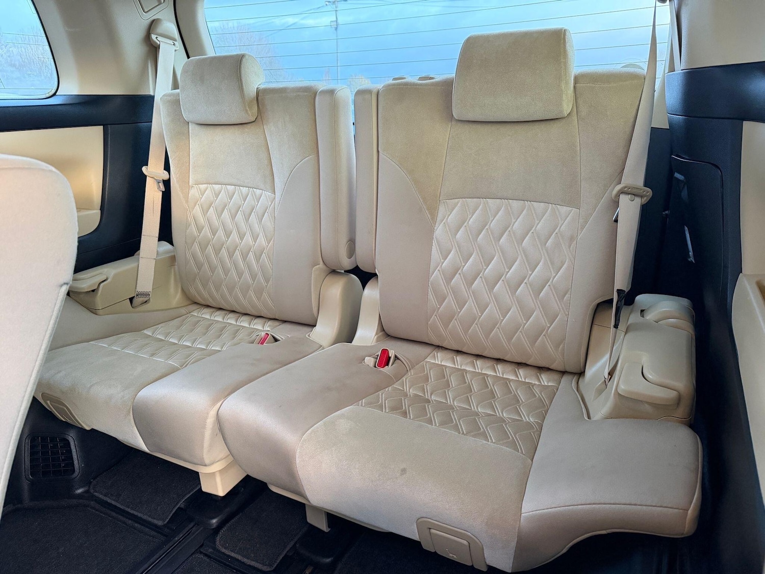 Used Toyota Alphard 2025 for sale - 76701900: Photo 29